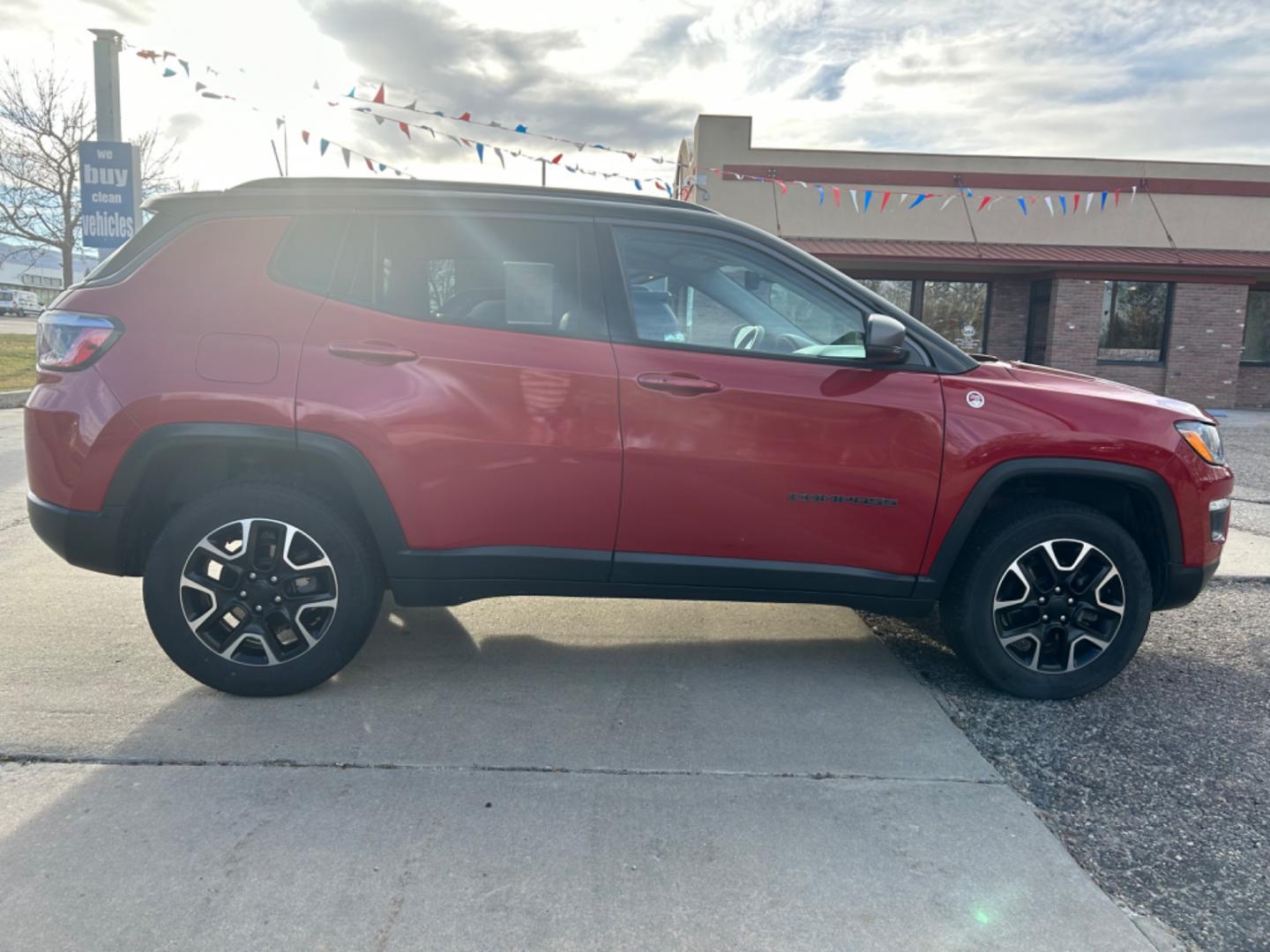 2021 RED /BLACK Jeep Compass Trailhawk (3C4NJDDB5MT) with an 2.4L engine, Automatic transmission, located at 3030 CY Ave, Casper, WY, 82604, (307) 265-3830, 42.827816, -106.357483 - Photo#3